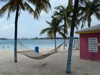 Holiday Inn Express & Suites Nassau Exteriör bild